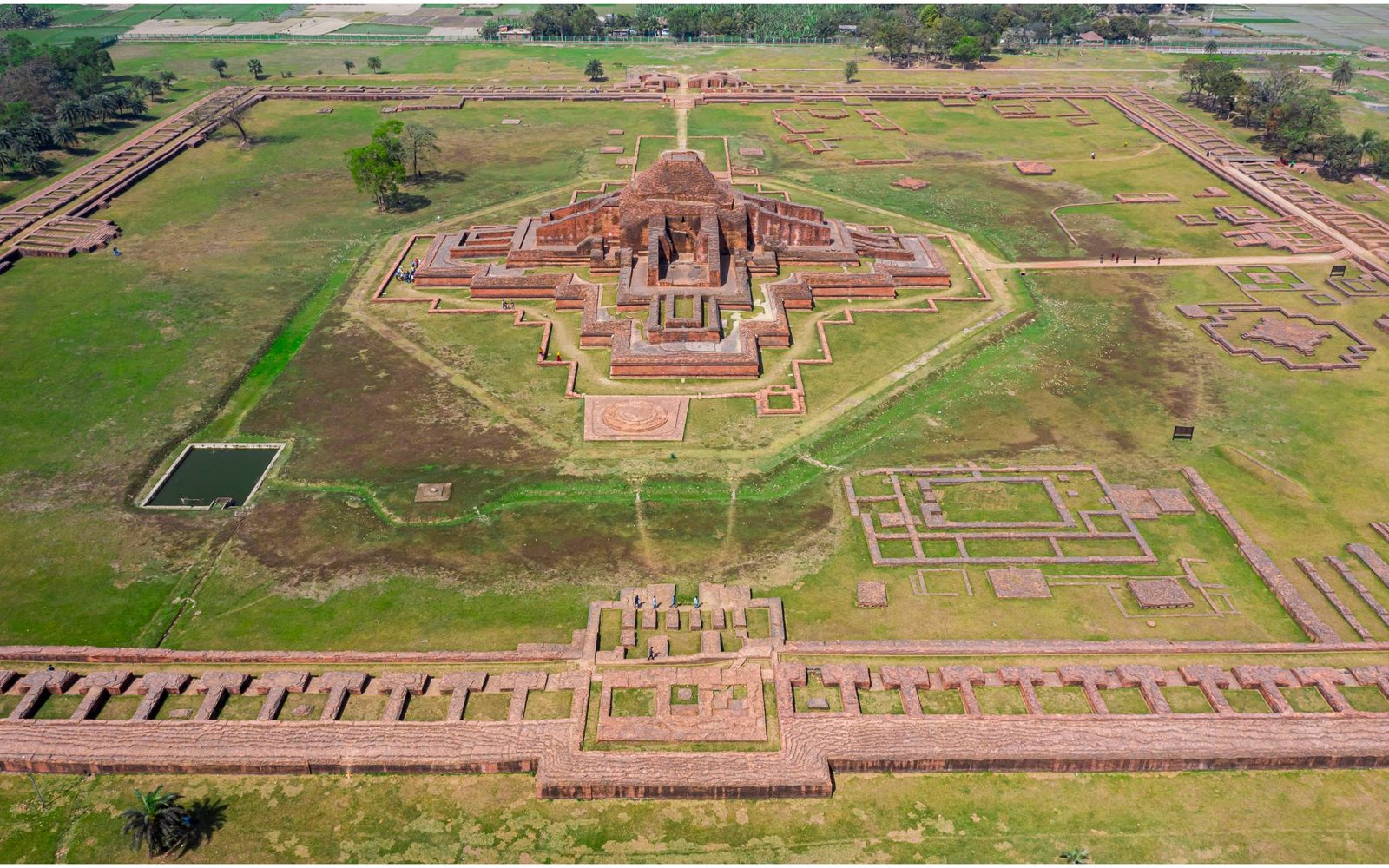 Somapura Mahavihara, Paharpur: A Landmark of Buddhist Heritage in Bangladesh architecture