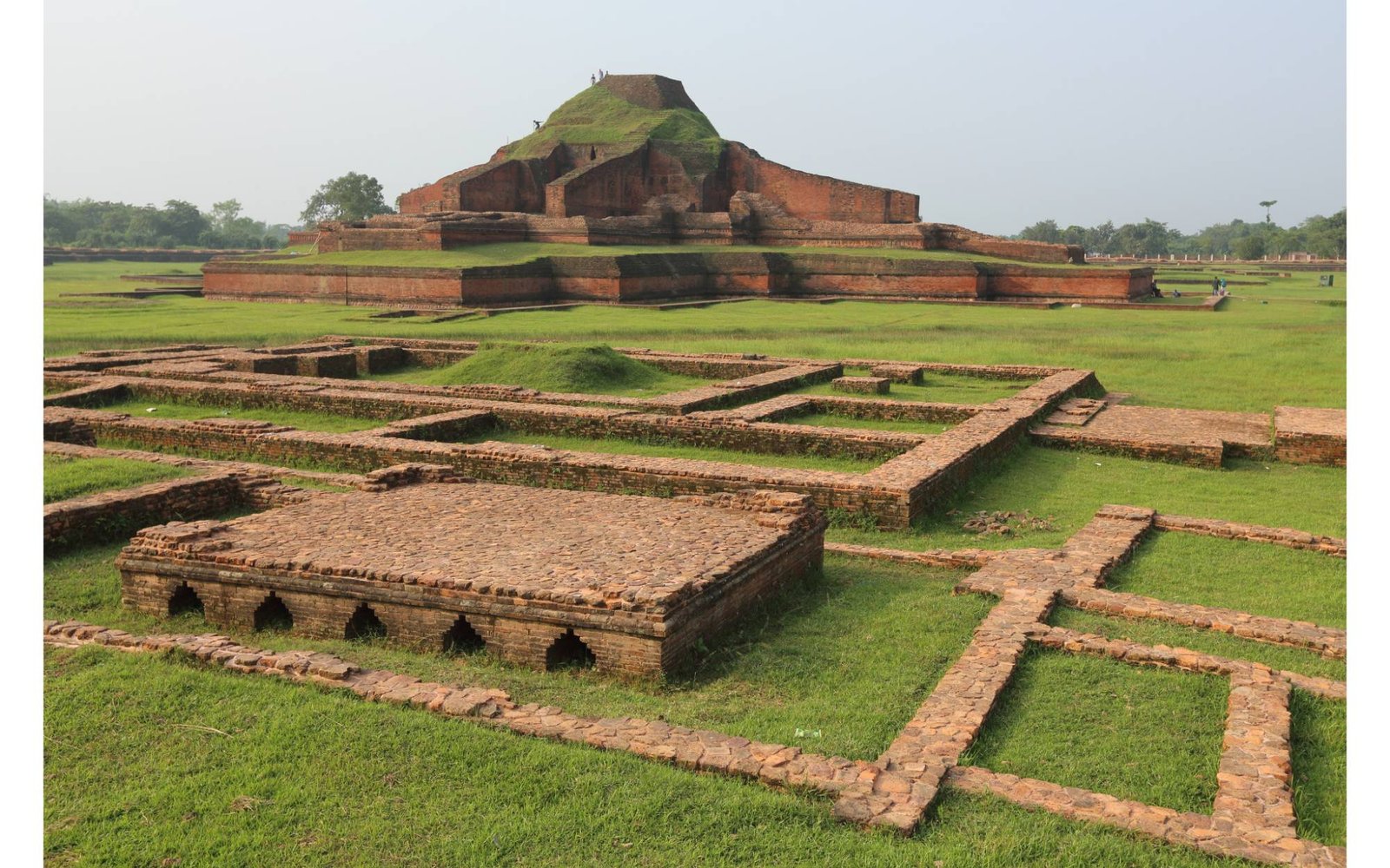 Somapura Mahavihara, Paharpur: A Landmark of Buddhist Heritage in Bangladesh architecture